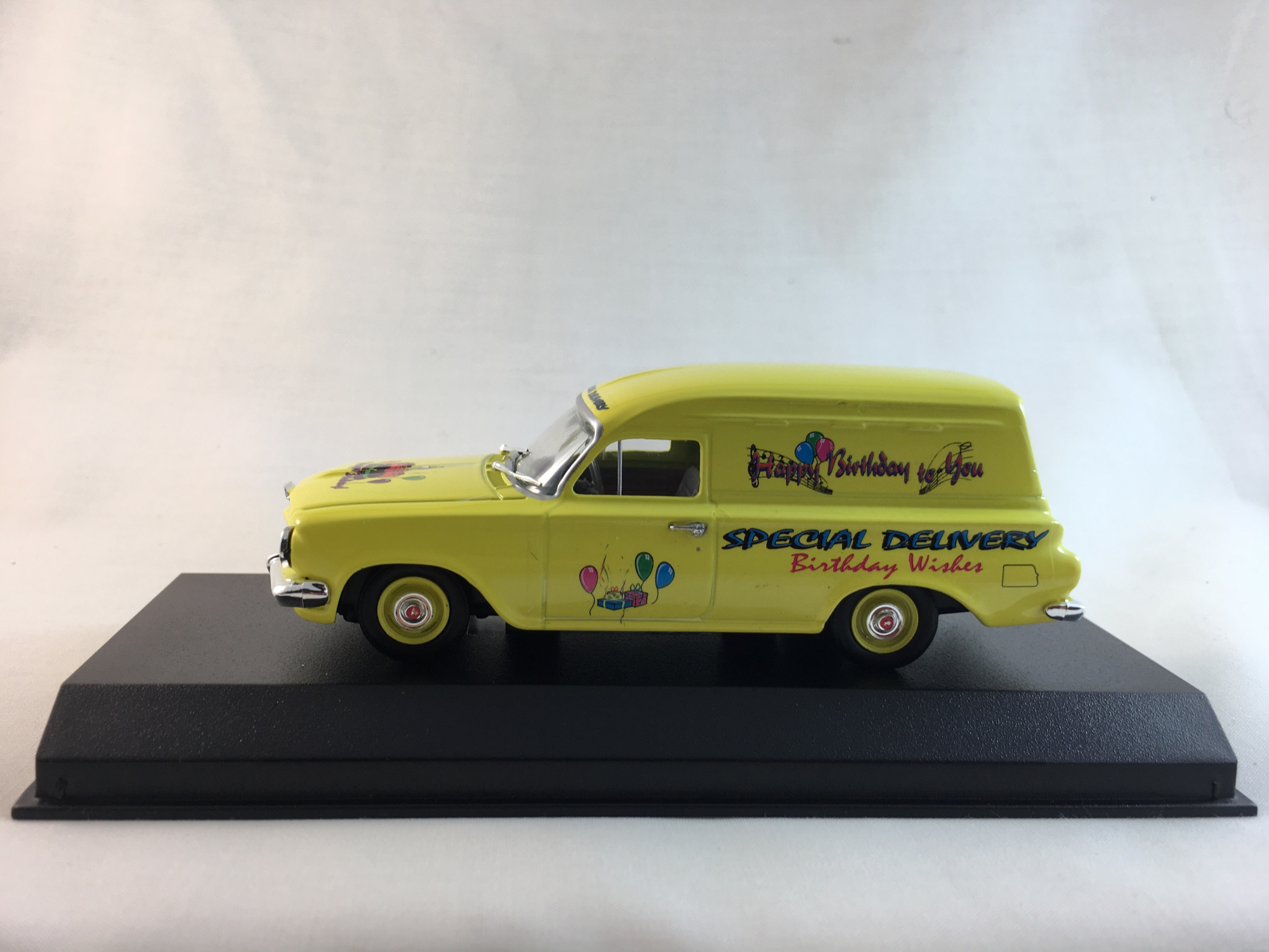 EJ Panel Van, Yellow – Birthday Club Model 2015